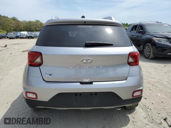 ✅ 2024 Hyundai Venue SEL • VIN: KMHRC8A3XRU313502 • Lot: 54353115. Listed on Copart with 14,053 mi. Free auction sales archive from the USA and detailed vehicle history report at DreamBid. Image 6.