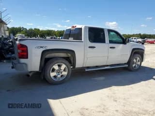 ✅ 2011 Chevrolet Silverado 1500 LT • VIN: 3GCPKSE3XBG325504 • Lot: 70267404. Listed on Copart with 216,121 mi. Free auction sales archive from the USA and detailed vehicle history report at DreamBid. Image 3.