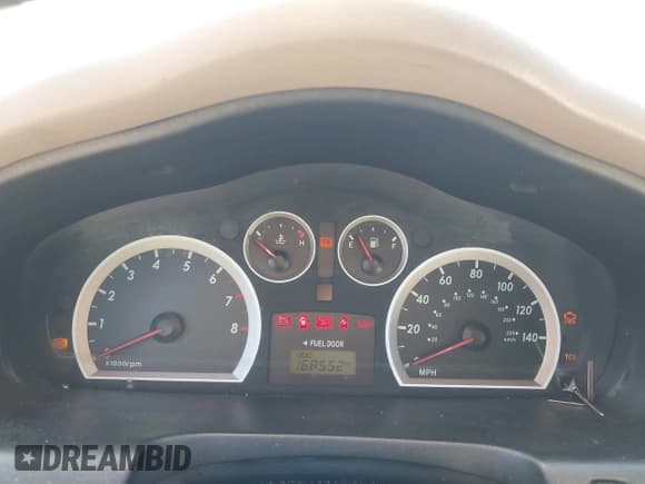 ✅ 2005 Hyundai Santa Fe GLS • VIN: KM8SC13D25U953079 • Lot: 43105682. Wystawiony na IAAI z przebiegiem 168 552 mil. Bezpłatny archiwum sprzedaży aukcyjnych z USA i szczegółowy raport historii pojazdu na DreamBid. Zdjęcie 7.