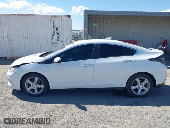 ✅ 2018 Chevrolet Volt LT • VIN: 1G1RC6S50JU157556 • Lot: 43136592. Listed on IAAI with 172,418 mi. Free auction sales archive from the USA and detailed vehicle history report at DreamBid. Image 14.