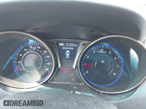 ✅ 2015 Hyundai Genesis Coupe R-Spec • VIN: KMHHU6KJ9FU122269 • Lot: 42146141. Listed on IAAI with 91,352 mi. Free auction sales archive from the USA and detailed vehicle history report at DreamBid. Image 7.