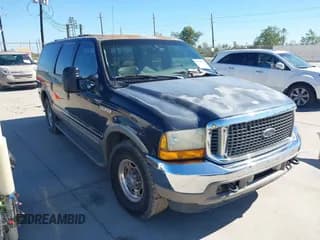 ✅ 2001 Ford Excursion Limited • VIN: 1FMNU42S61EB45916 • Lot: 43549051. Wystawiony na IAAI z przebiegiem 215 546 mil. Bezpłatny archiwum sprzedaży aukcyjnych z USA i szczegółowy raport historii pojazdu na DreamBid. Zdjęcie 1.