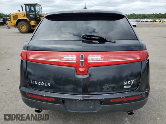 ✅ 2013 Lincoln MKT • VIN: 2LMHJ5NK5DBL55998 • Lot: 69350854. Listed on Copart with 551,708 mi. Free auction sales archive from the USA and detailed vehicle history report at DreamBid. Image 6.