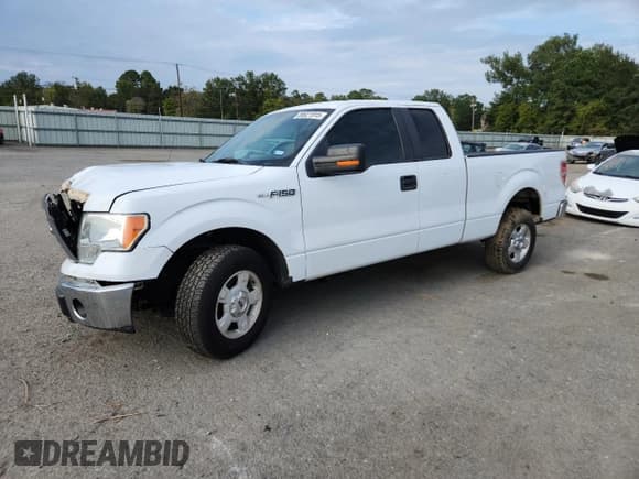 ✅ 2014 Ford F-150 XL • VIN: 1FTFX1CF0EKG34304 • Лот: 89921915. Опубликован ранее на Copart с пробегом 130 205 миль. Бесплатный доступ к архиву аукционных продаж из США и подробный отчёт об истории автомобиля на DreamBid. Изображение 1.