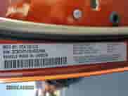 2020 Dodge Challenger R/T Scat Pack z VIN 2C3CDZFJ3LH222638, wystawiony jako Copart lot #87066875 z przebiegiem 95 038 mil mil oraz Czysty tytuł • Clean title. Historia ofert i sprzedaży dostępna na DreamBid. Obrazek 12.