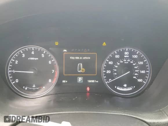 2015 Hyundai Genesis 3.8L с VIN KMHGN4JE8FU038493, выставлен на аукционе Copart как лот 68081404 с пробегом 132 951 миль миль и Списание • Salvage title. История ставок и продаж доступна на DreamBid. Изображение 9.