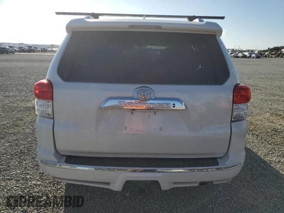 ✅ 2012 Toyota 4Runner SR5 • VIN: JTEBU5JR3C5094918 • Lot: 84476245. Listed on Copart with 181,387 mi. Free auction sales archive from the USA and detailed vehicle history report at DreamBid. Image 6.