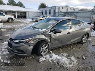 ✅ 2018 Chevrolet Cruze LT • VIN: 1G1BE5SM1J7130586 • Lot: 38795463. Listed on Copart with 99,657 mi. Free auction sales archive from the USA and detailed vehicle history report at DreamBid. Image 1.