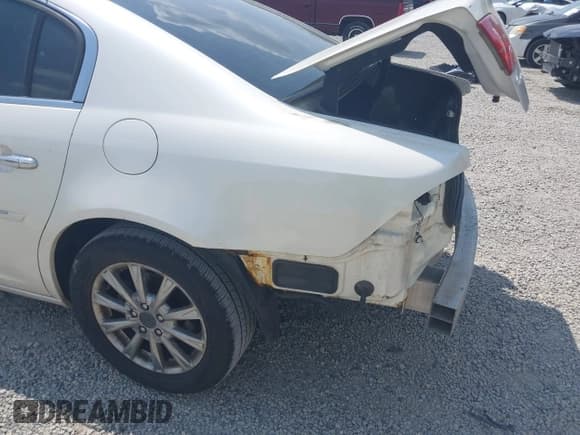 ✅ 2009 Buick Lucerne CXL Special Edition • VIN: 1G4HD57119U139543 • Lot: 42559106. Listed on IAAI with 160,076 mi. Free auction sales archive from the USA and detailed vehicle history report at DreamBid. Image 14.