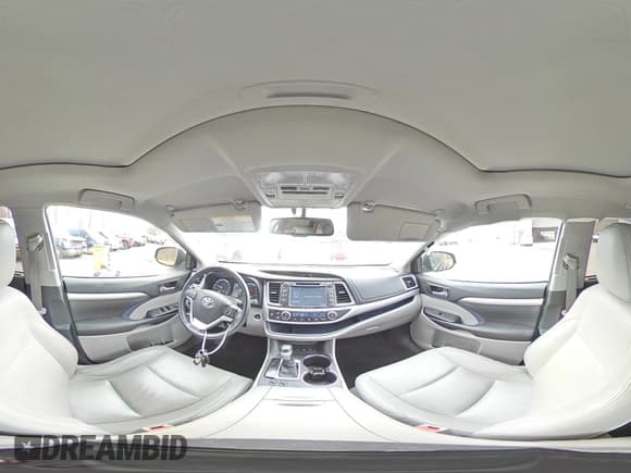 ✅ 2016 Toyota Highlander XLE • VIN: 5TDJKRFH3GS300963 • Lot: 92726075. Wystawiony na Copart z przebiegiem 147 586 mil. Bezpłatny archiwum sprzedaży aukcyjnych z USA i szczegółowy raport historii pojazdu na DreamBid. Zdjęcie 15.