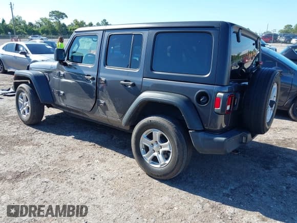 ✅ 2022 Jeep Wrangler Unlimited Sport S • VIN: 1C4HJXDGXNW240189 • Lot: 42826790. Listed on IAAI with 42,121 mi. Free auction sales archive from the USA and detailed vehicle history report at DreamBid. Image 3.