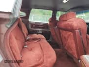 ✅ 1979 Lincoln Town Car • VIN: 9Y82S693023 • Lot: 64759145. Wystawiony na Copart z przebiegiem 12 922 mil. Bezpłatny archiwum sprzedaży aukcyjnych z USA i szczegółowy raport historii pojazdu na DreamBid. Zdjęcie 10.