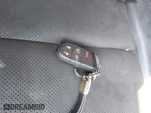 ✅ 2019 Dodge Durango GT Plus • VIN: 1C4RDJDG6KC560602 • Lot: 42905630. Listed on IAAI with 109,766 mi. Free auction sales archive from the USA and detailed vehicle history report at DreamBid. Image 11.