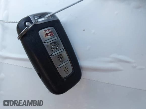 ✅ 2013 Hyundai Azera • VIN: KMHFG4JG3DA330722 • Lot: 43476732. Listed on IAAI with 65,029 mi. Free auction sales archive from the USA and detailed vehicle history report at DreamBid. Image 11.