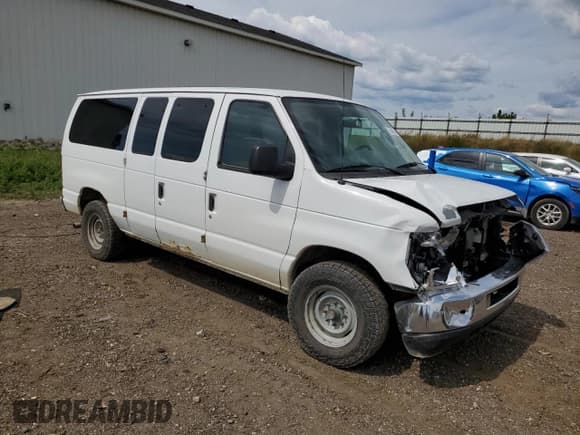 ✅ 2011 Ford Econoline Passenger XL • VIN: 1FBNE3BLXBDB18105 • Lot: 70453785. Wystawiony na Copart z przebiegiem 246 643 mil. Bezpłatny archiwum sprzedaży aukcyjnych z USA i szczegółowy raport historii pojazdu na DreamBid. Zdjęcie 4.