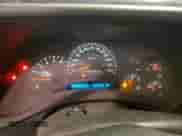 2006 Chevrolet Silverado 1500 LT2 z VIN 2GCEC19Z861323665, wystawiony jako Copart lot #76084704 z przebiegiem 122 792 mil mil oraz Nie do naprawy • Non repairable. Historia ofert i sprzedaży dostępna na DreamBid. Obrazek 9.