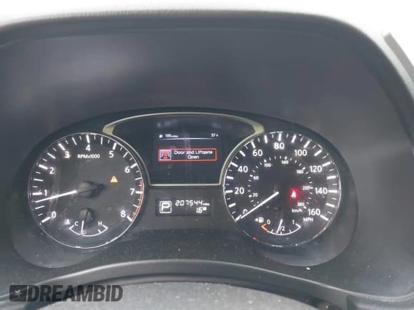 ✅ 2014 Nissan Pathfinder SV • VIN: 5N1AR2MN8EC690531 • Lot: 41694571. Listed on IAAI with 207,544 mi. Free auction sales archive from the USA and detailed vehicle history report at DreamBid. Image 7.