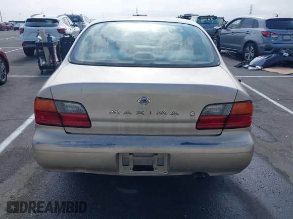 ✅ 1996 Nissan Maxima GXE • VIN: JN1CA21DXTT145544 • Лот: 42598268. Опубликован ранее на IAAI с пробегом 128 386 миль. Бесплатный доступ к архиву аукционных продаж из США и подробный отчёт об истории автомобиля на DreamBid. Изображение 16.