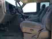 2006 Chevrolet Silverado 1500 LT2 z VIN 2GCEC19T461112054, wystawiony jako Copart lot #66900885 z przebiegiem 115 203 mil mil oraz Czysty tytuł • Clean title. Historia ofert i sprzedaży dostępna na DreamBid. Obrazek 7.