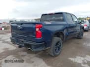 ✅ 2021 Chevrolet Silverado 1500 Custom Trail Boss • VIN: 3GCPYCEF0MG453512 • Lot: 41887270. Wystawiony na IAAI z przebiegiem 95 137 mil. Bezpłatny archiwum sprzedaży aukcyjnych z USA i szczegółowy raport historii pojazdu na DreamBid. Zdjęcie 4.