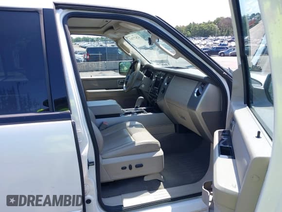 ✅ 2014 Ford Expedition Max Limited • VIN: 1FMJK2A53EEF24947 • Лот: 42827383. Опубликован ранее на IAAI с пробегом 117 069 миль. Бесплатный доступ к архиву аукционных продаж из США и подробный отчёт об истории автомобиля на DreamBid. Изображение 5.