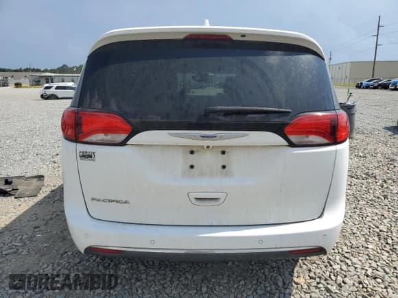 ✅ 2018 Chrysler Pacifica Touring L Plus • VIN: 2C4RC1EG2JR322401 • Lot: 56288045. Wystawiony na Copart z przebiegiem 112 110 mil. Bezpłatny archiwum sprzedaży aukcyjnych z USA i szczegółowy raport historii pojazdu na DreamBid. Zdjęcie 6.