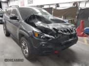 ✅ 2022 Jeep Cherokee Trailhawk • VIN: 1C4PJMBX2ND500576 • Лот: 42928098. Опубликован ранее на IAAI с пробегом 47 162 миль. Бесплатный доступ к архиву аукционных продаж из США и подробный отчёт об истории автомобиля на DreamBid. Изображение 1.