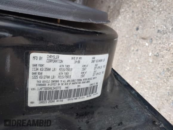 ✅ 1999 Jeep Cherokee Sport • VIN: 1J4FT68SXXL543773 • Lot: 43750806. Listed on IAAI with 248,224 mi. Free auction sales archive from the USA and detailed vehicle history report at DreamBid. Image 9.