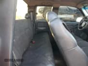 ✅ 2001 Chevrolet Silverado 1500 • VIN: 2GCEC19W311130130 • Лот: 81270584. Опубликован ранее на Copart с пробегом 281 025 миль. Бесплатный доступ к архиву аукционных продаж из США и подробный отчёт об истории автомобиля на DreamBid. Изображение 10.