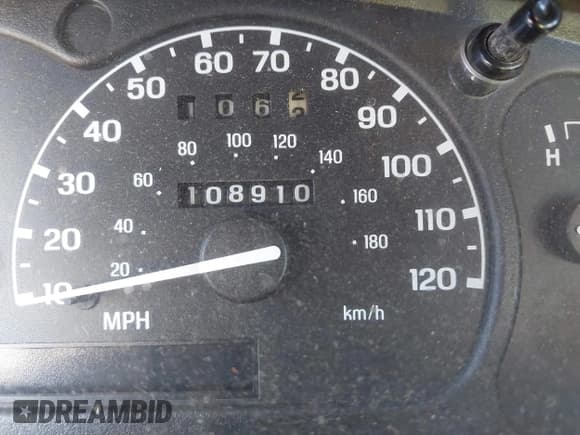 ✅ 2002 Ford Ranger XL • VIN: 1FTYR14D22PA65678 • Lot: 43549684. Listed on IAAI with 108,910 mi. Free auction sales archive from the USA and detailed vehicle history report at DreamBid. Image 14.