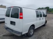 ✅ 2022 Chevrolet Express Cargo • VIN: 1GCWGAFP2N1183581 • Lot: 42559688. Wystawiony na IAAI z przebiegiem Nie podano. Bezpłatny archiwum sprzedaży aukcyjnych z USA i szczegółowy raport historii pojazdu na DreamBid. Zdjęcie 4.