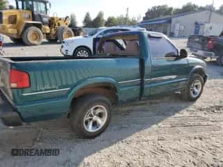 1998 Chevrolet S-10 LS с VIN 1GCCS1448W8128149, выставлен на аукционе Copart как лот 78064114 с пробегом Не указан миль и Списание • Salvage title. История ставок и продаж доступна на DreamBid. Изображение 3.