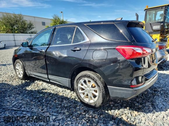 ✅ 2020 Chevrolet Equinox LT • VIN: 2GNAXJEV0L6285330 • Lot: 90580065. Listed on Copart with Not provided. Free auction sales archive from the USA and detailed vehicle history report at DreamBid. Image 2.