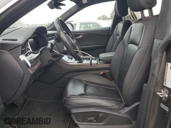 ✅ 2019 Audi Q8 Prestige • VIN: WA1CVAF13KD029177 • Лот: 92120005. Опубликован ранее на Copart с пробегом 50 307 миль. Бесплатный доступ к архиву аукционных продаж из США и подробный отчёт об истории автомобиля на DreamBid. Изображение 7.