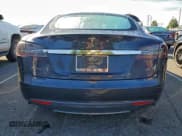 ✅ 2015 Tesla Model S 85D • VIN: 5YJSA1H26FF080304 • Лот: 92884955. Опубликован ранее на Copart с пробегом 236 546 миль. Бесплатный доступ к архиву аукционных продаж из США и подробный отчёт об истории автомобиля на DreamBid. Изображение 6.