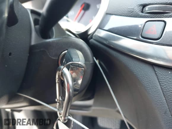 ✅ 2017 Chevrolet Impala LT • VIN: 2G1105SA6H9183552 • Lot: 43093046. Wystawiony na IAAI z przebiegiem 113 472 mil. Bezpłatny archiwum sprzedaży aukcyjnych z USA i szczegółowy raport historii pojazdu na DreamBid. Zdjęcie 11.