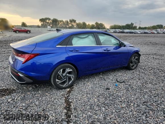 ✅ 2024 Hyundai Elantra Limited • VIN: KMHLP4DG1RU723493 • Lot: 81239855. Listed on Copart with 14,076 mi. Free auction sales archive from the USA and detailed vehicle history report at DreamBid. Image 3.