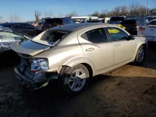 2009 Dodge Avenger SXT с VIN 1B3LC56B89N538845, выставлен на аукционе Copart как лот 63242834 с пробегом 274 237 миль миль и На запчасти • Non repairable. История ставок и продаж доступна на DreamBid. Изображение 3.