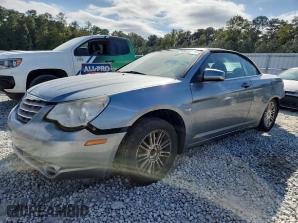 ✅ 2009 Chrysler Sebring Touring • VIN: 1C3LC55D29N514658 • Lot: 85306105. Wystawiony na Copart z przebiegiem 202 735 mil. Bezpłatny archiwum sprzedaży aukcyjnych z USA i szczegółowy raport historii pojazdu na DreamBid. Zdjęcie 1.