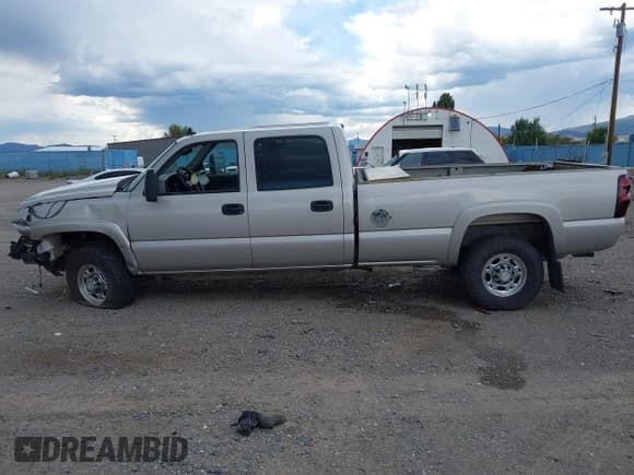 ✅ 2007 Chevrolet Silverado 2500HD LT1 • VIN: 1GCHK23D87F116948 • Лот: 42846349. Опубликован ранее на IAAI с пробегом Не указан. Бесплатный доступ к архиву аукционных продаж из США и подробный отчёт об истории автомобиля на DreamBid. Изображение 15.