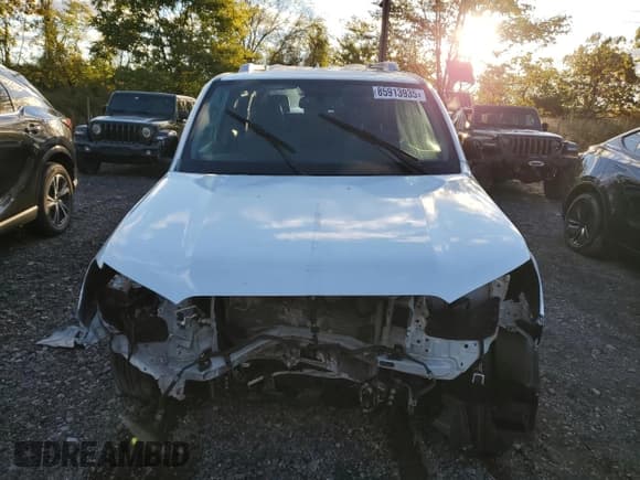 ✅ 2024 Toyota 4Runner Limited • VIN: JTEKU5JR9R6236630 • Лот: 85913935. Опубликован ранее на Copart с пробегом 33 604 миль. Бесплатный доступ к архиву аукционных продаж из США и подробный отчёт об истории автомобиля на DreamBid. Изображение 5.