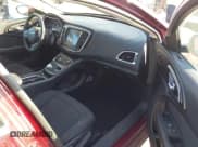 ✅ 2016 Chrysler 200 Limited • VIN: 1C3CCCAGXGN197343 • Lot: 43358650. Wystawiony na IAAI z przebiegiem 62 070 mil. Bezpłatny archiwum sprzedaży aukcyjnych z USA i szczegółowy raport historii pojazdu na DreamBid. Zdjęcie 5.