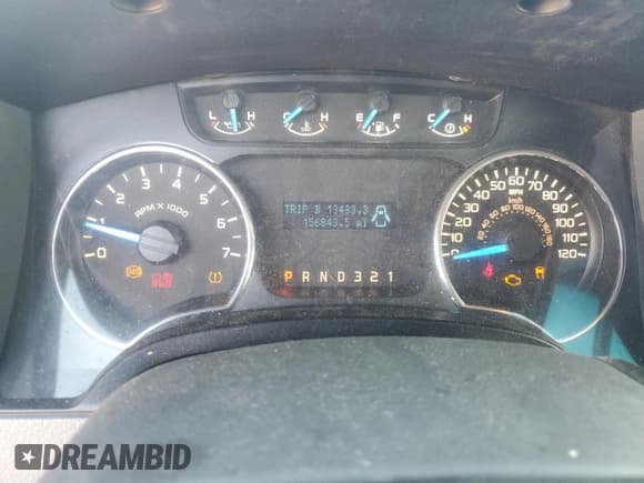 ✅ 2013 Ford F-150 Lariat • VIN: 1FTFW1ET3DFA93410 • Lot: 80917975. Wystawiony na Copart z przebiegiem 156 843 mil. Bezpłatny archiwum sprzedaży aukcyjnych z USA i szczegółowy raport historii pojazdu na DreamBid. Zdjęcie 9.