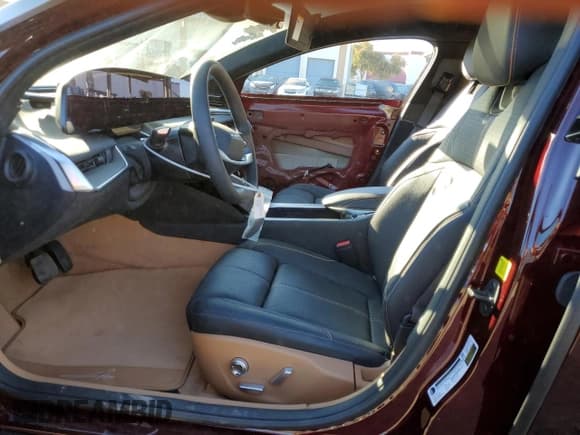 ✅ 2024 Lucid Air Grand Touring • VIN: 50EA1GBA4RA006581 • Lot: 49140195. Listed on Copart with 4,484 mi. Free auction sales archive from the USA and detailed vehicle history report at DreamBid. Image 7.