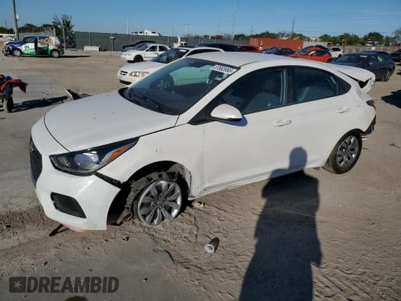 ✅ 2021 Hyundai Accent SE • VIN: 3KPC24A68ME143261 • Лот: 87665955. Опубликован ранее на Copart с пробегом 58 978 миль. Бесплатный доступ к архиву аукционных продаж из США и подробный отчёт об истории автомобиля на DreamBid. Изображение 1.