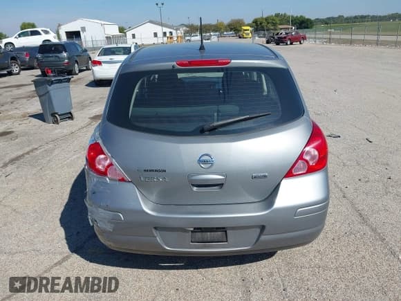 ✅ 2012 Nissan Versa S • VIN: 3N1BC1CP9CK801573 • Lot: 43251441. Listed on IAAI with 136,411 mi. Free auction sales archive from the USA and detailed vehicle history report at DreamBid. Image 16.