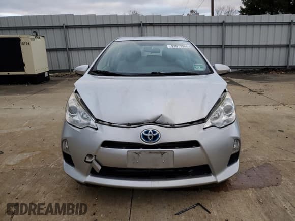 ✅ 2014 Toyota Prius One • VIN: JTDKDTB34E1566511 • Lot: 92073965. Wystawiony na Copart z przebiegiem 112 757 mil. Bezpłatny archiwum sprzedaży aukcyjnych z USA i szczegółowy raport historii pojazdu na DreamBid. Zdjęcie 5.
