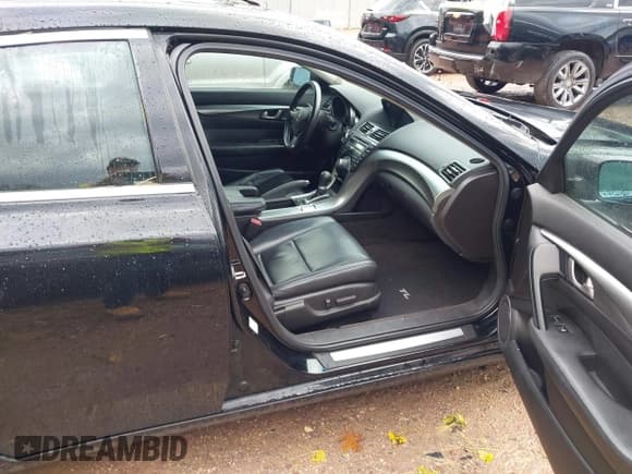 ✅ 2009 Acura TL Technology • VIN: 19UUA865X9A022676 • Лот: 43261237. Опубликован ранее на IAAI с пробегом 263 156 миль. Бесплатный доступ к архиву аукционных продаж из США и подробный отчёт об истории автомобиля на DreamBid. Изображение 5.