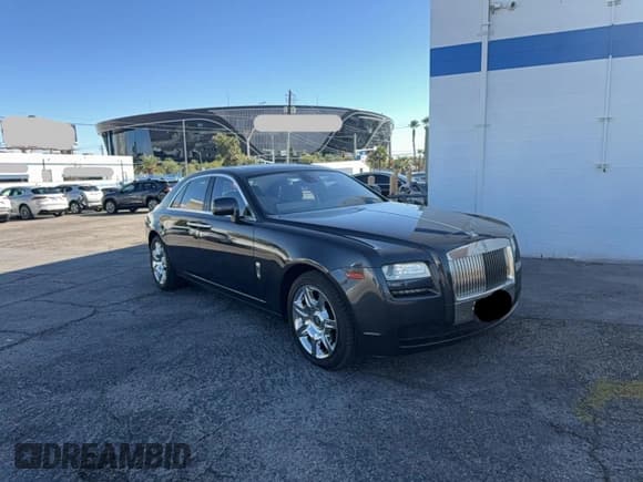 ✅ 2011 Rolls-Royce Ghost • VIN: SCA664S53BUX49371 • Lot: 89917125. Listed on Copart with 137,911 mi. Free auction sales archive from the USA and detailed vehicle history report at DreamBid. Image 1.