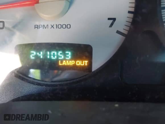 2005 Dodge 1500 SLT с VIN 1D7HA18N95J613036, выставлен на аукционе IAAI как лот 43498658 с пробегом 241 053 миль миль и . История ставок и продаж доступна на DreamBid. Изображение 7.